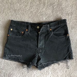Levi’s cut off shorts